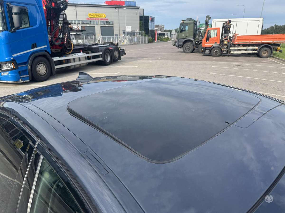 BMW M550, 4.4 l., Седан