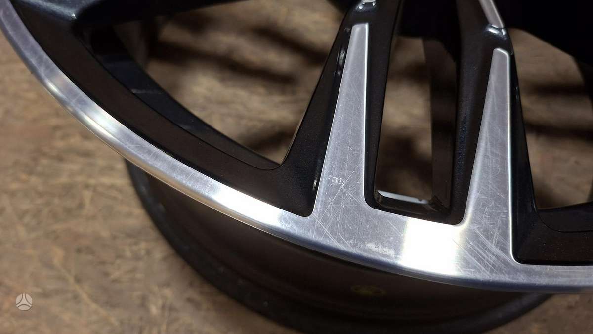 BMW i5, 5A324E0, Cen33250