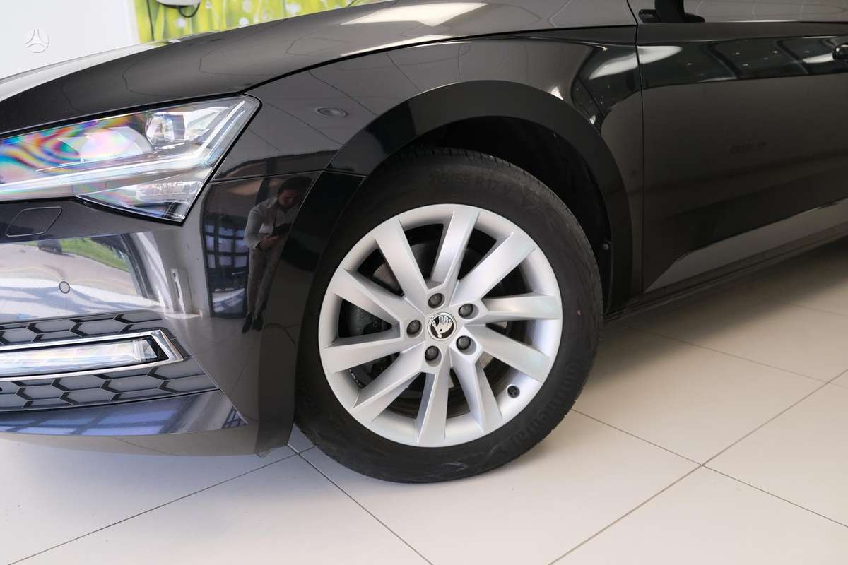 Skoda Superb, 2.0 l., Хэтчбек