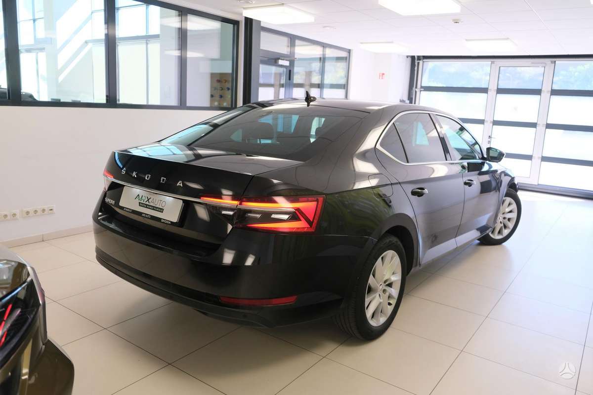 Skoda Superb, 2.0 l., Хэтчбек