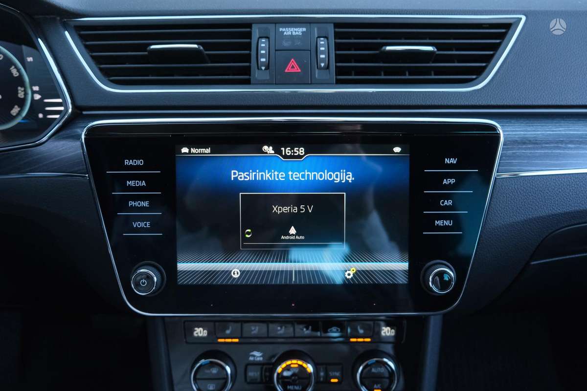 Skoda Superb, 2.0 l., Хэтчбек