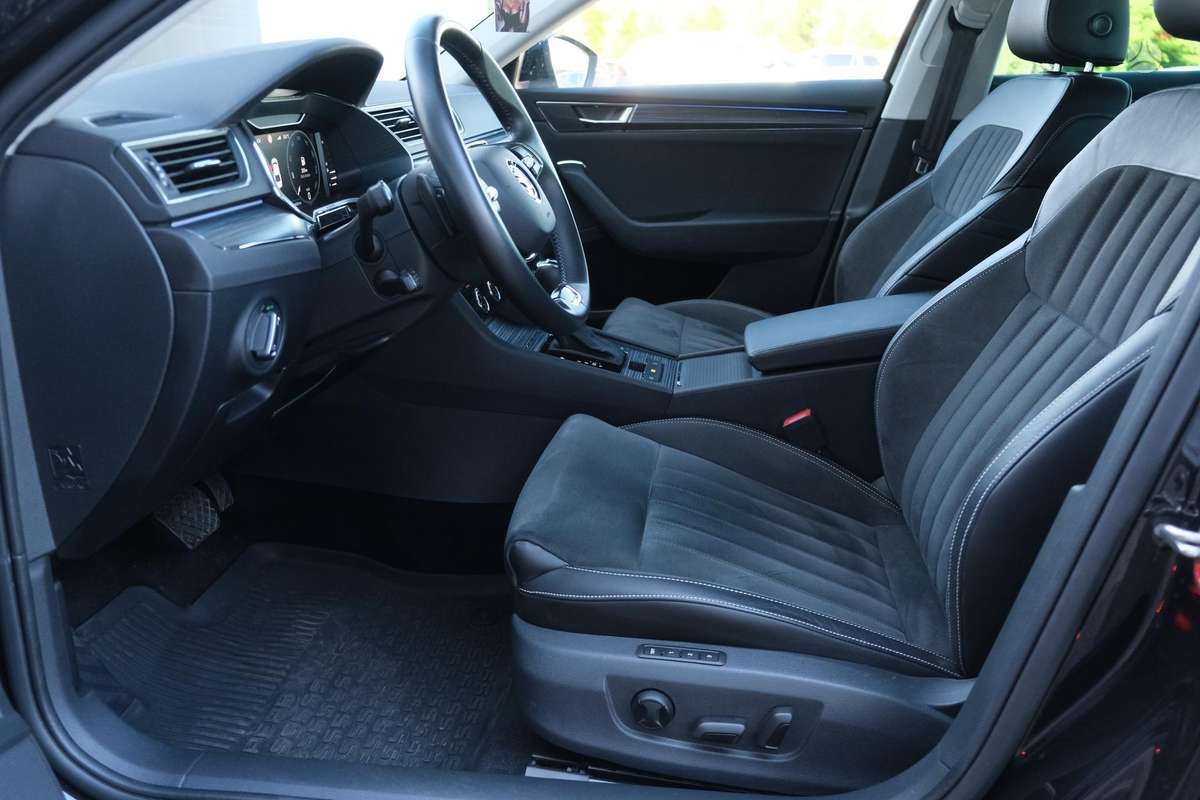 Skoda Superb, 2.0 l., Хэтчбек