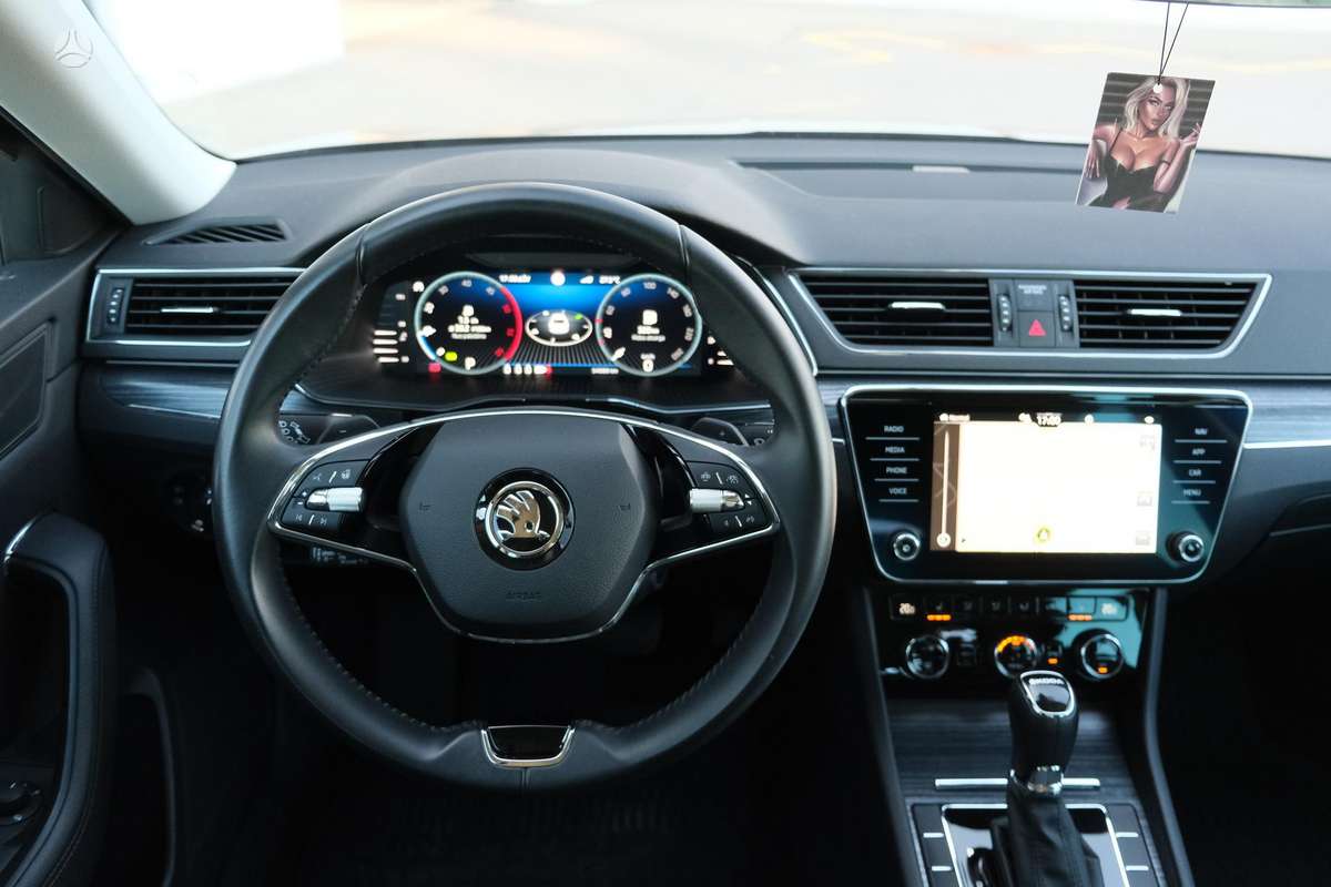 Skoda Superb, 2.0 l., Хэтчбек