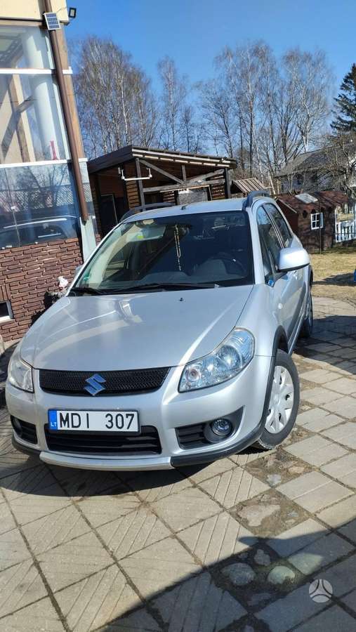 Suzuki SX4, 1.6 l., Хэтчбек