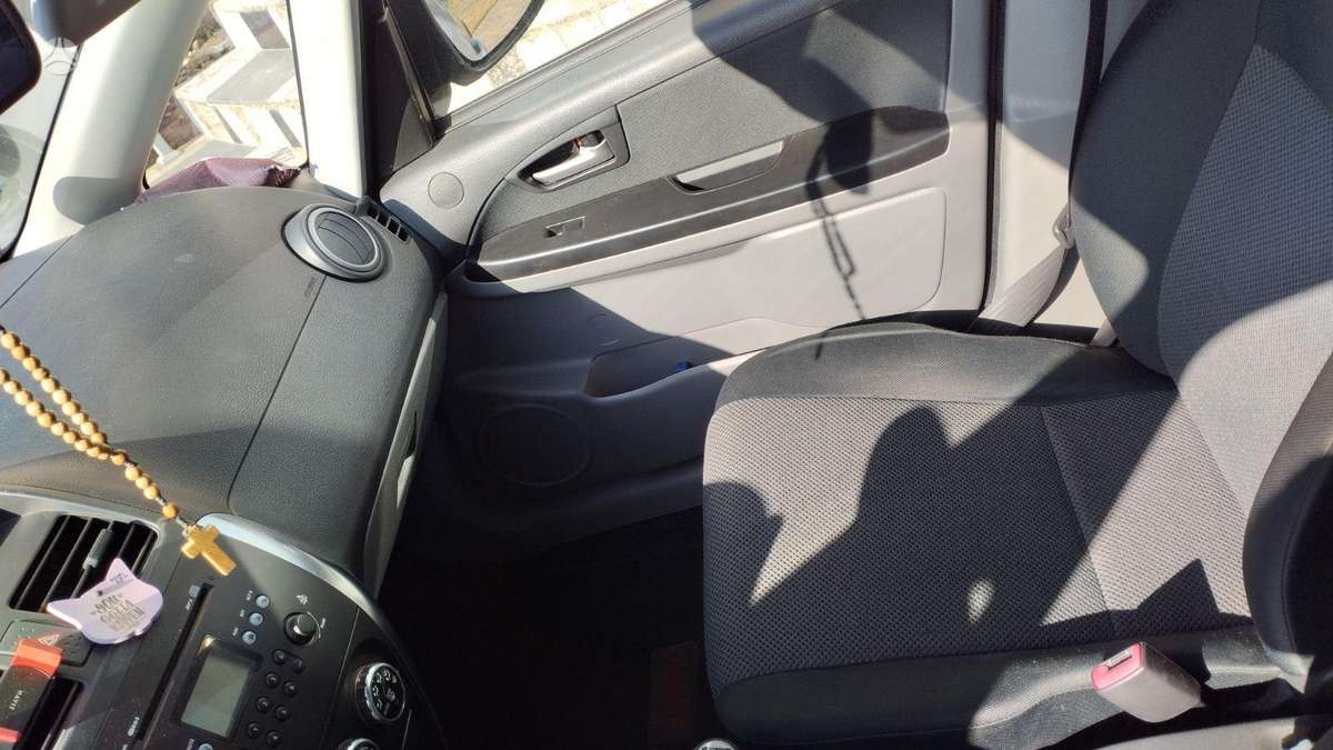 Suzuki SX4, 1.6 l., Хэтчбек