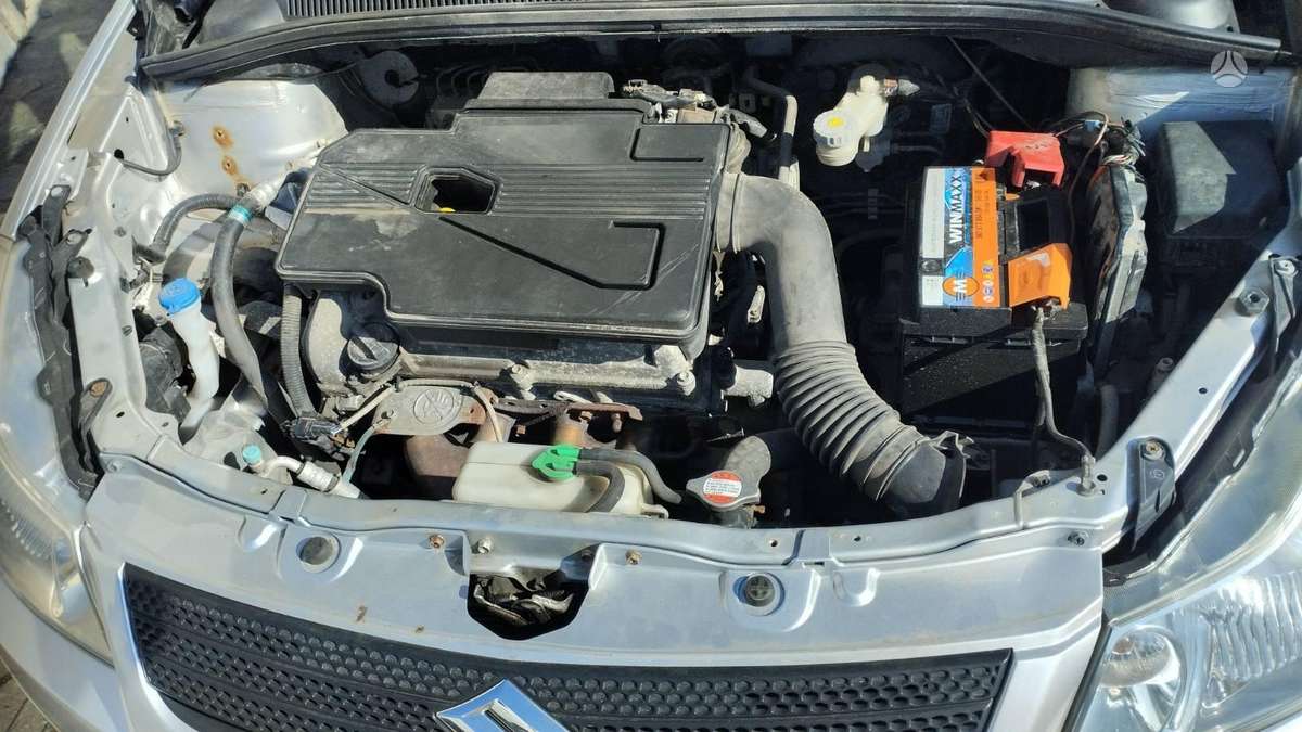 Suzuki SX4, 1.6 l., Хэтчбек