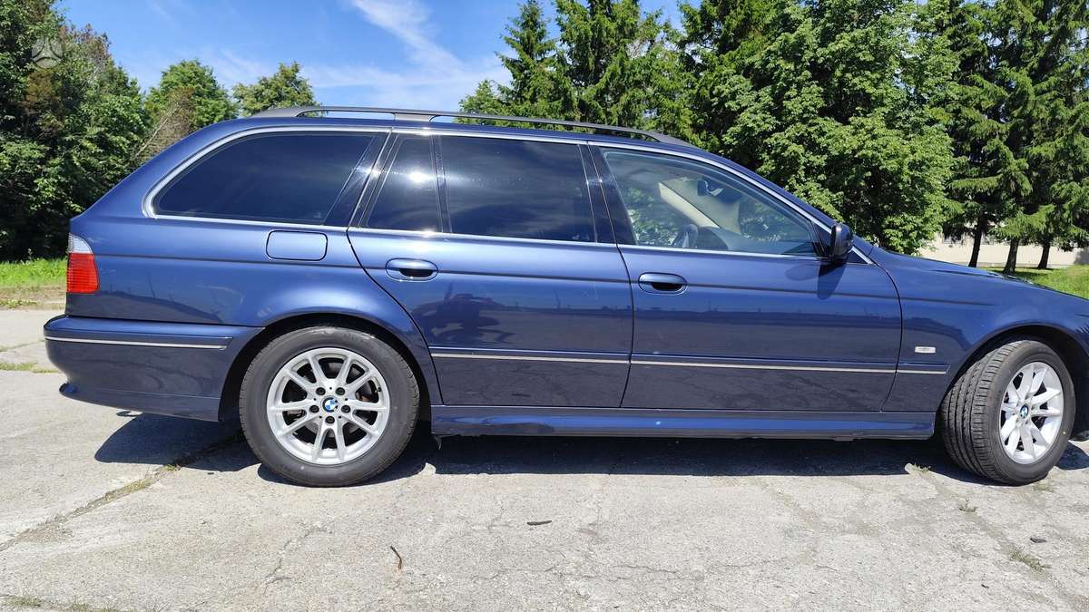 BMW 525, 2.5 l., Универсал