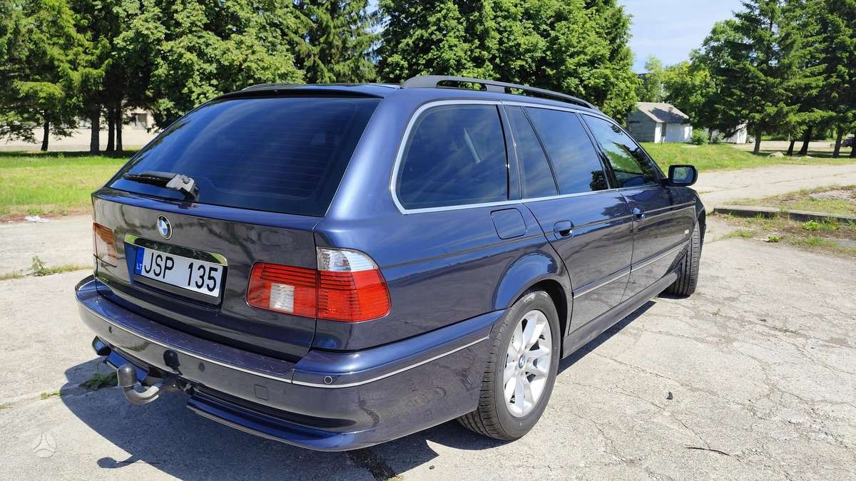 BMW 525, 2.5 l., Универсал