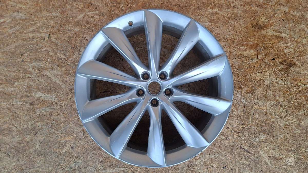 Tesla Model X, 102724600F, Cen33274