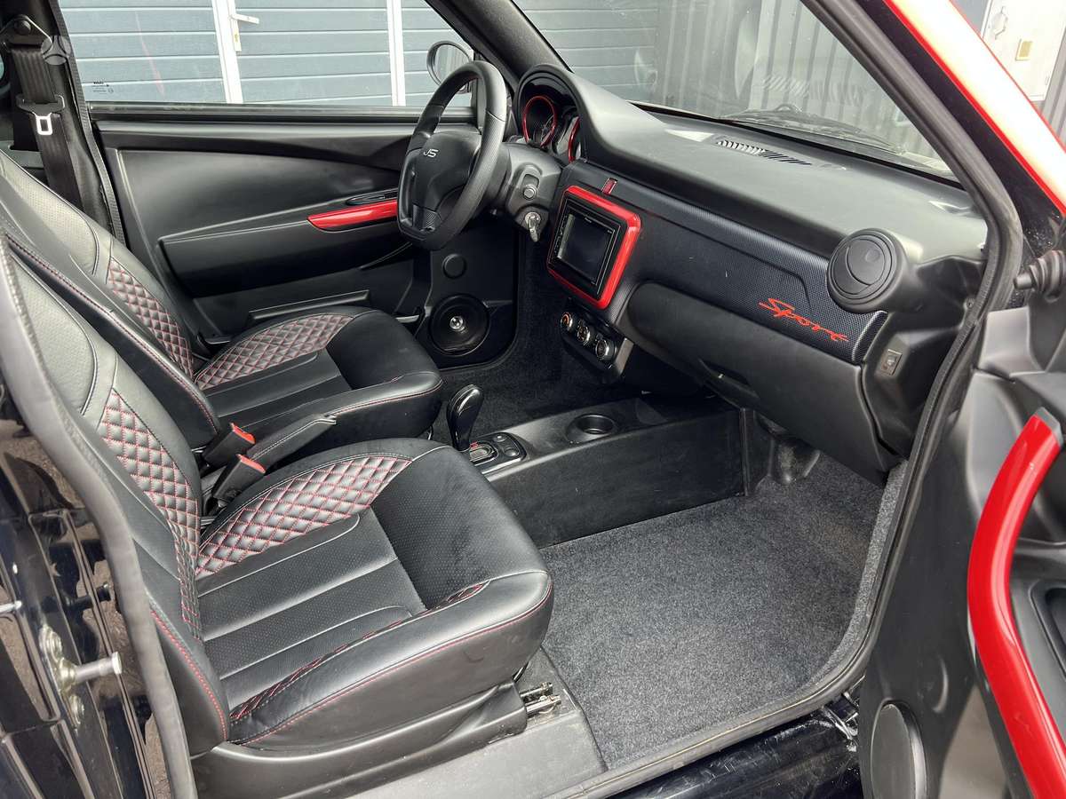 Ligier JS50, 0.5 l., hatchback