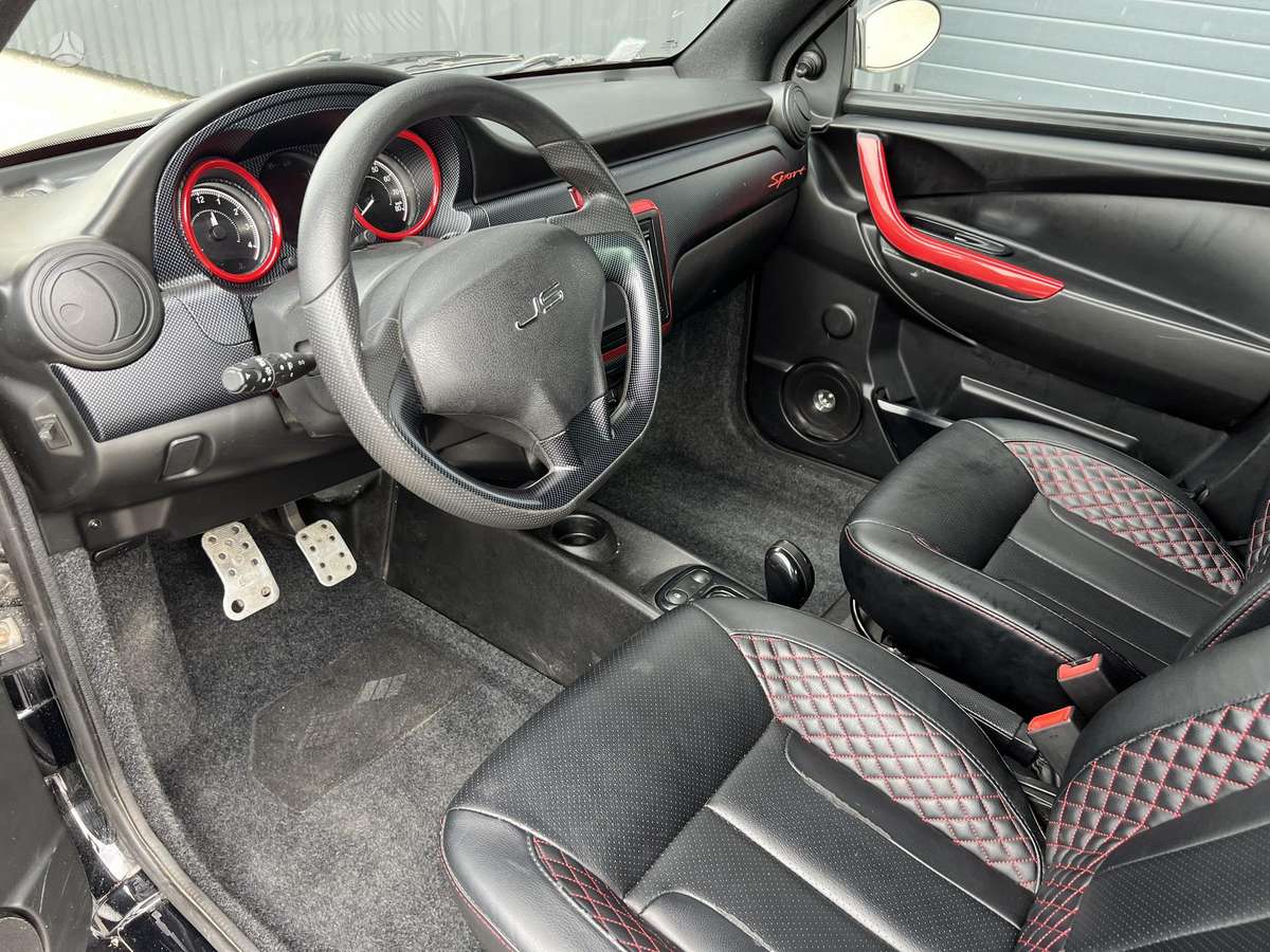 Ligier JS50, 0.5 l., hatchback