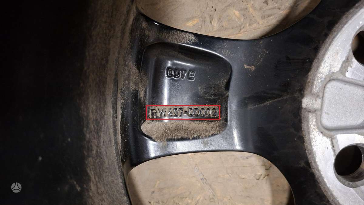 Toyota Yaris, PW4570D002, Cen33281