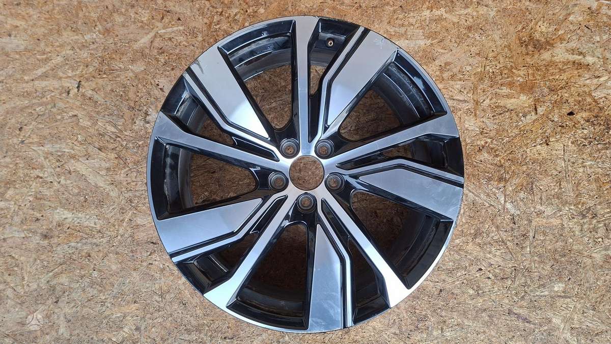 Volvo XC40, 32243376, Cen33285
