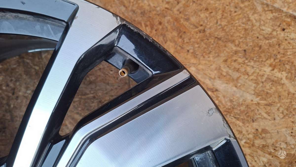 Volvo XC40, 32243376, Cen33285