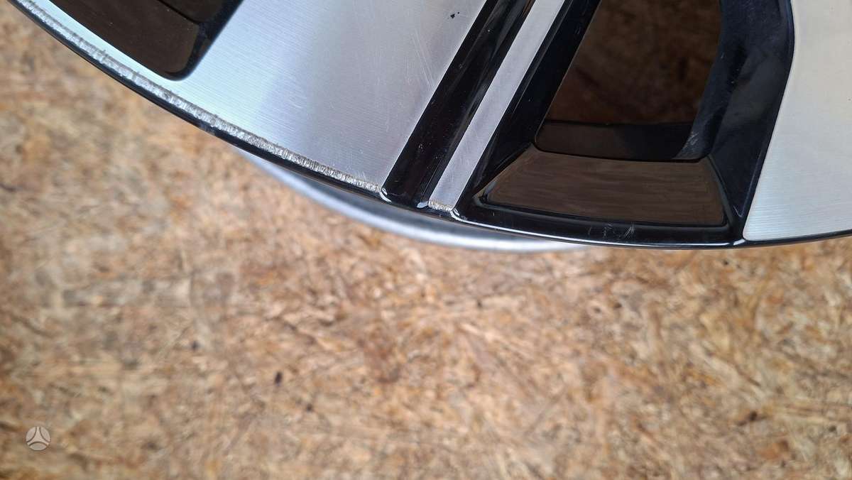 Volvo XC40, 32243376, Cen33285