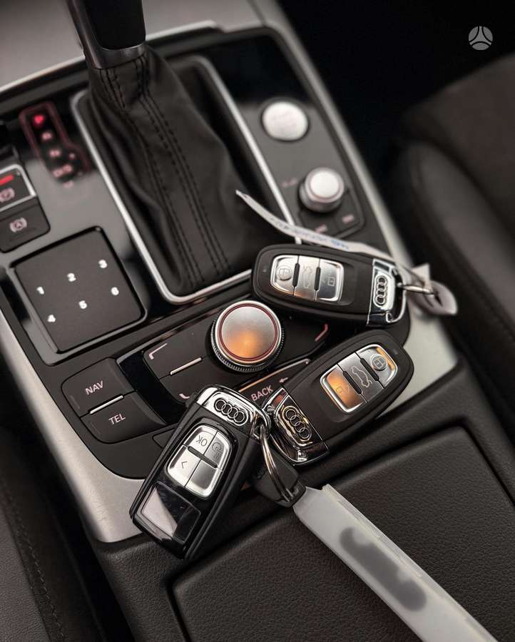 Audi A6, 3.0 l., universalas