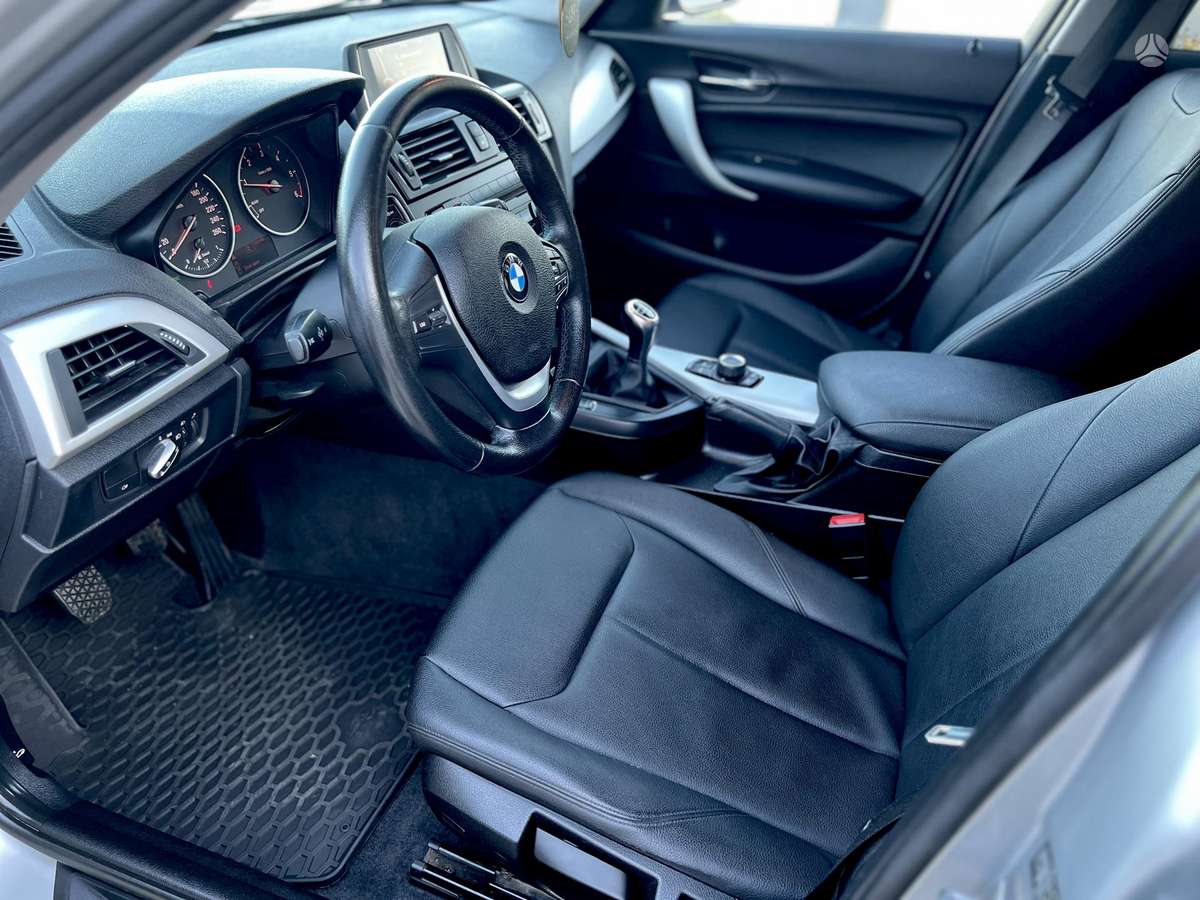 BMW 116, 2.0 l., hatchback