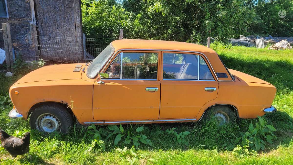Lada -kita-, Седан