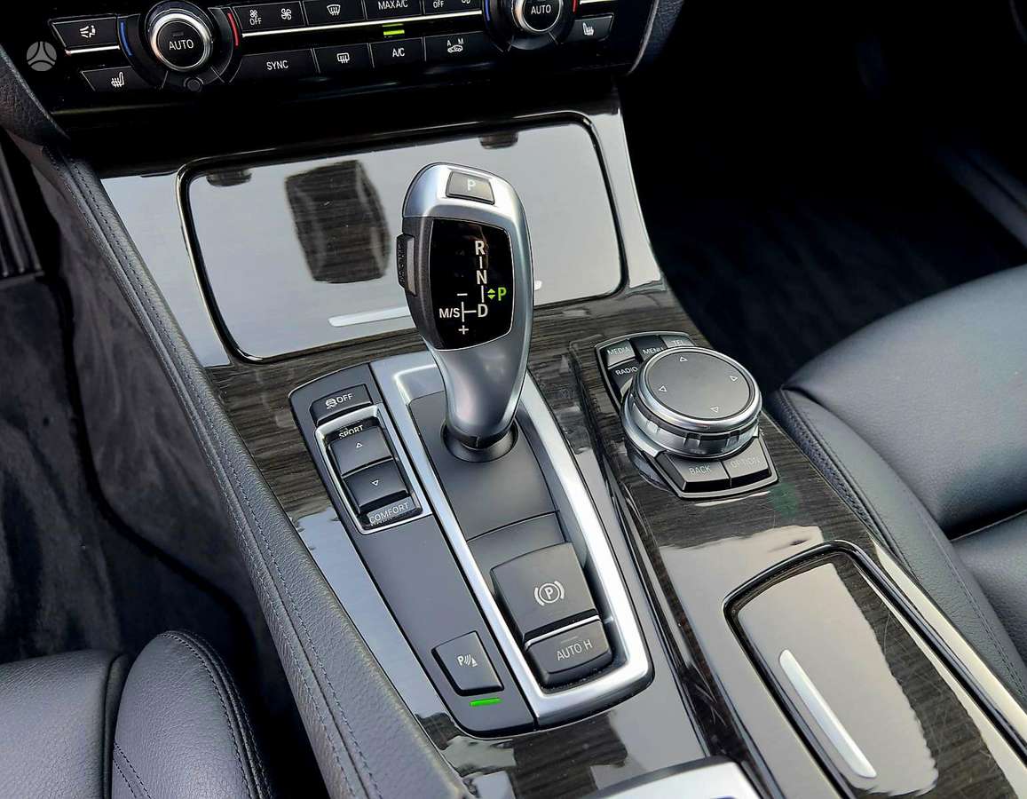 BMW 520, 2.0 l., Универсал