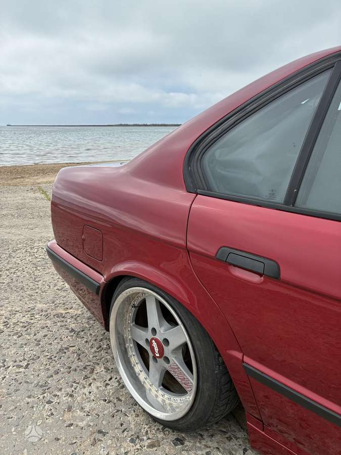 BMW 525, 2.5 l., Седан