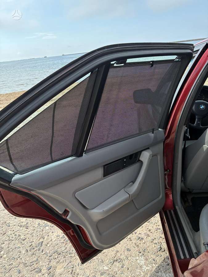 BMW 525, 2.5 l., Седан