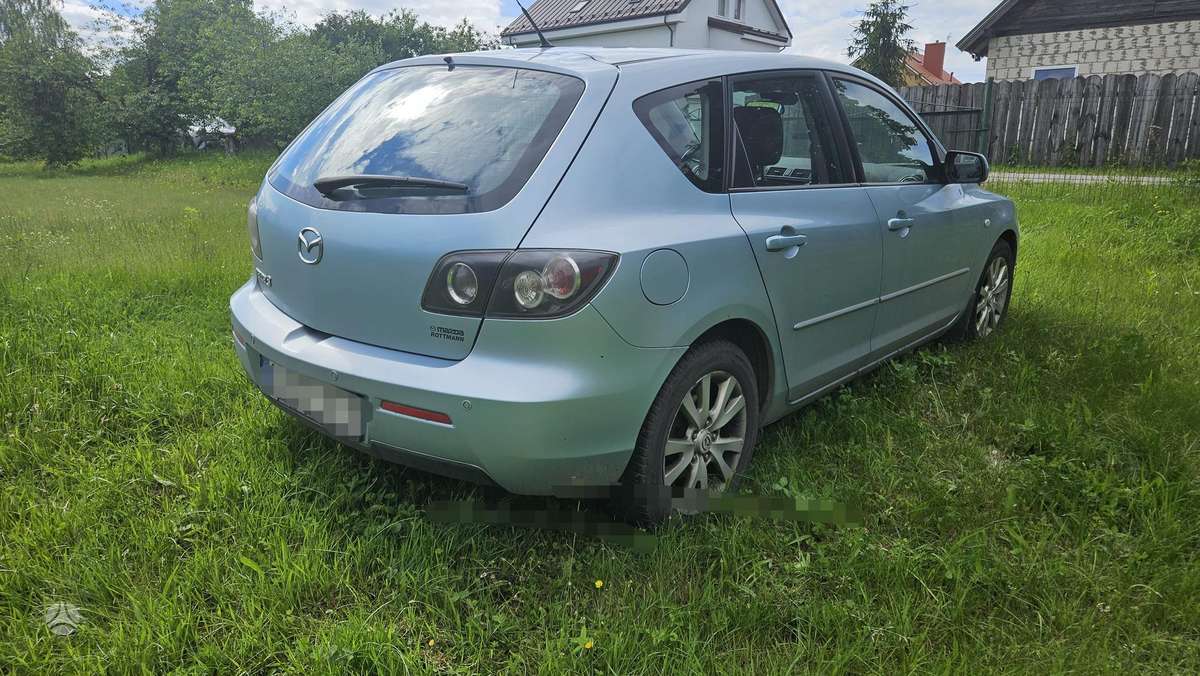 Mazda 3, 1.6 l., Хэтчбек