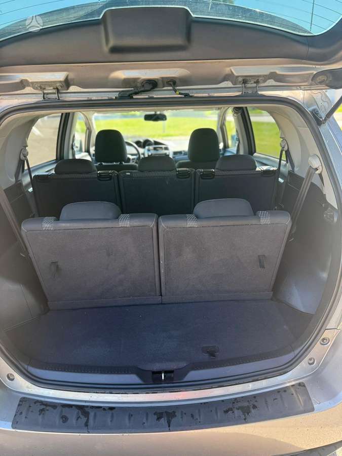 Toyota Verso - 5