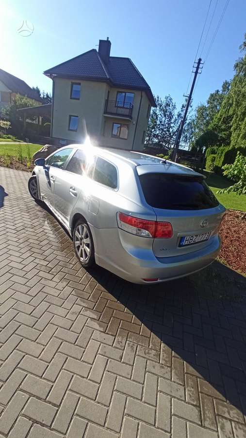 Toyota Avensis - 3
