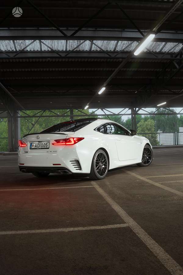 Lexus RC 300, 3.5 l., Хэтчбек