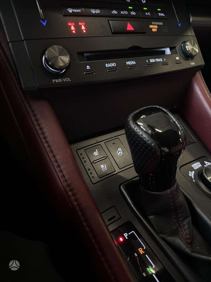 Lexus RC 300, 3.5 l., Хэтчбек