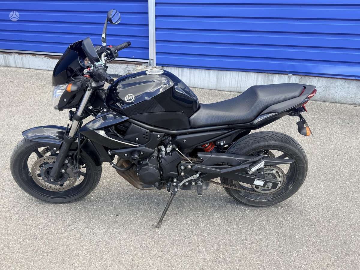 Yamaha XJ6 600cc, street / classic