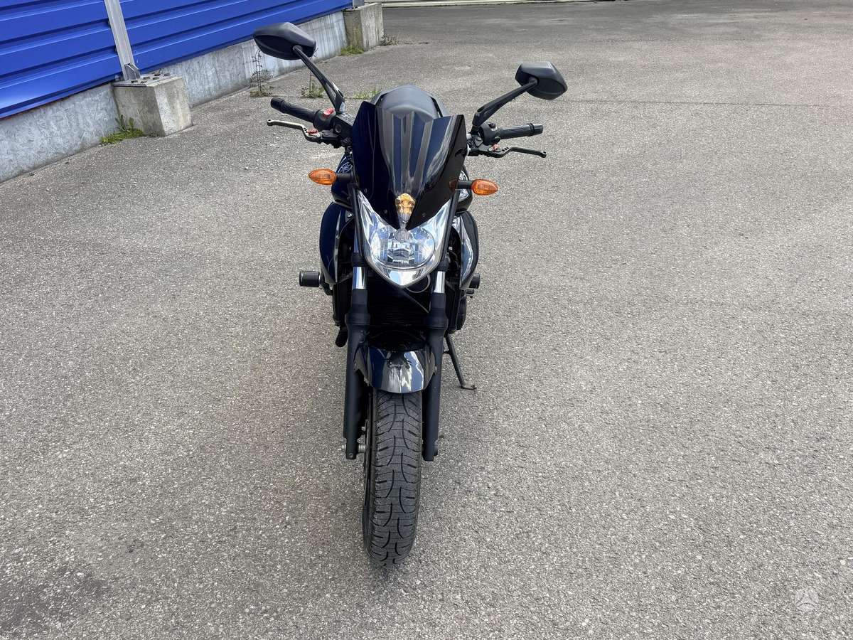 Yamaha XJ6 600cc, street / classic