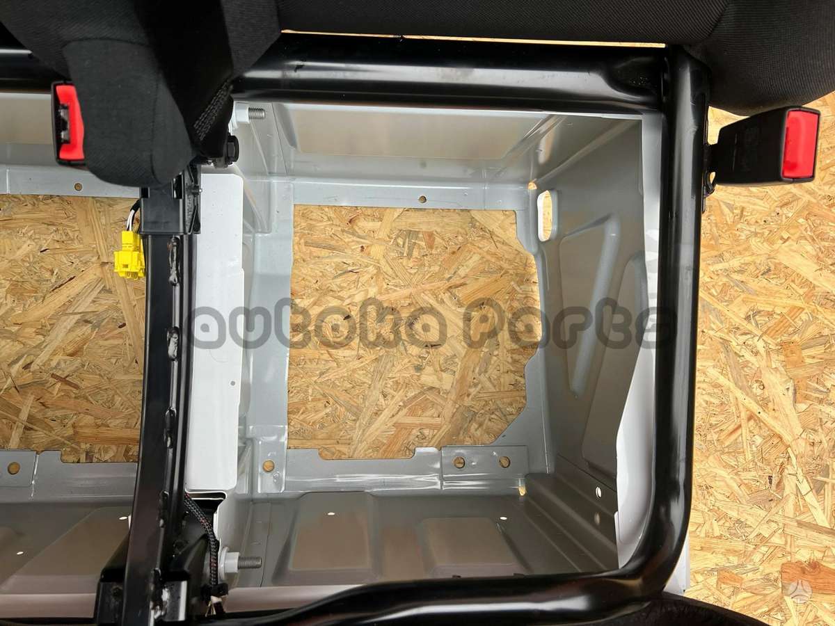 Mercedes-Benz Sprinter, cargo vans