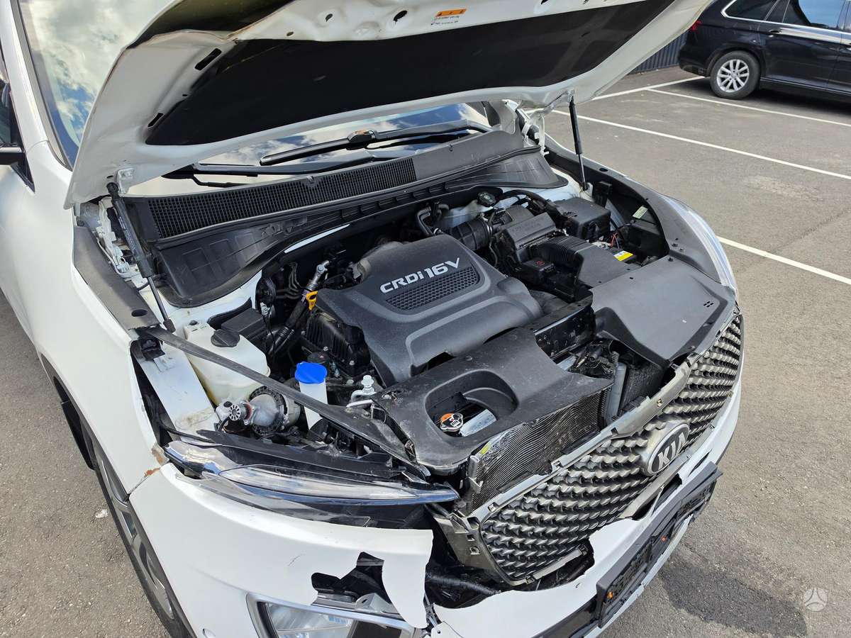 Kia Sorento, 2.2 l., off-road / crossover