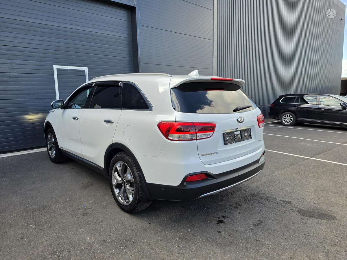 Kia Sorento, 2.2 l., off-road / crossover
