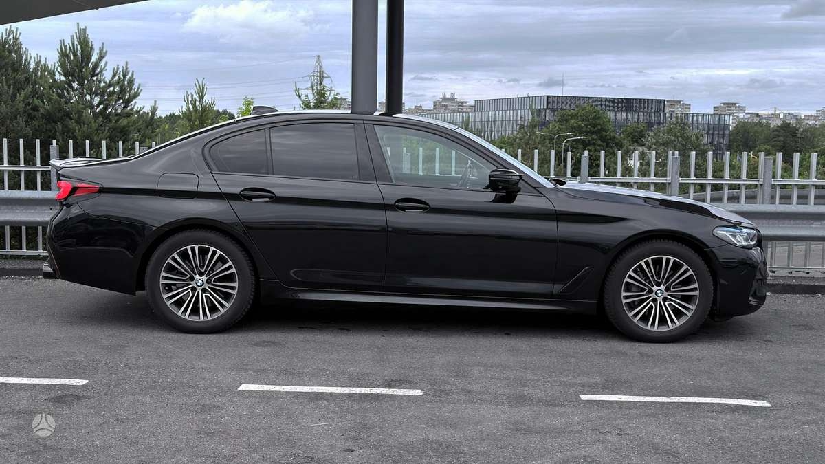 BMW 530, 3.0 l., Седан