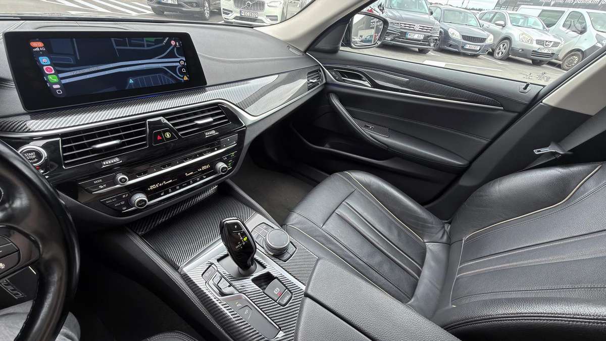 BMW 530, 3.0 l., Седан