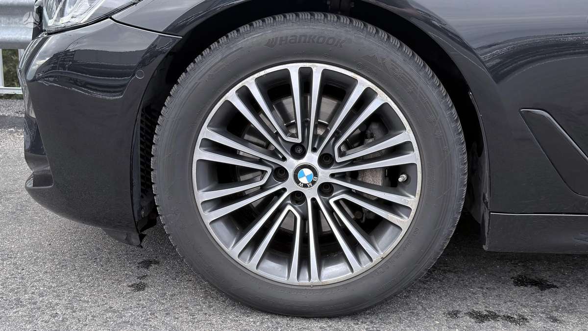 BMW 530, 3.0 l., Седан