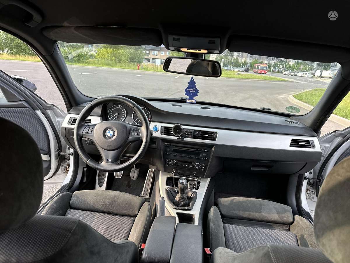 BMW 320, 2.0 l., Универсал