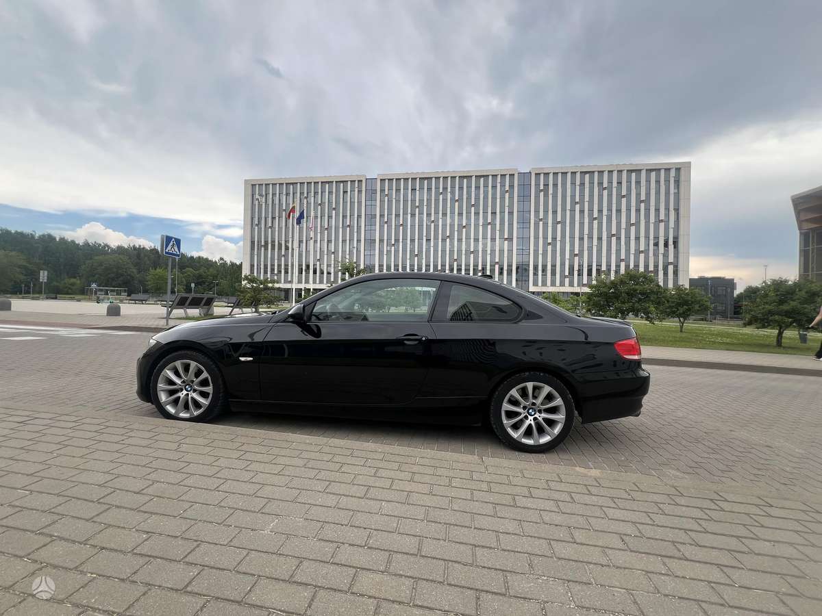 BMW 330, 3.0 l., coupe