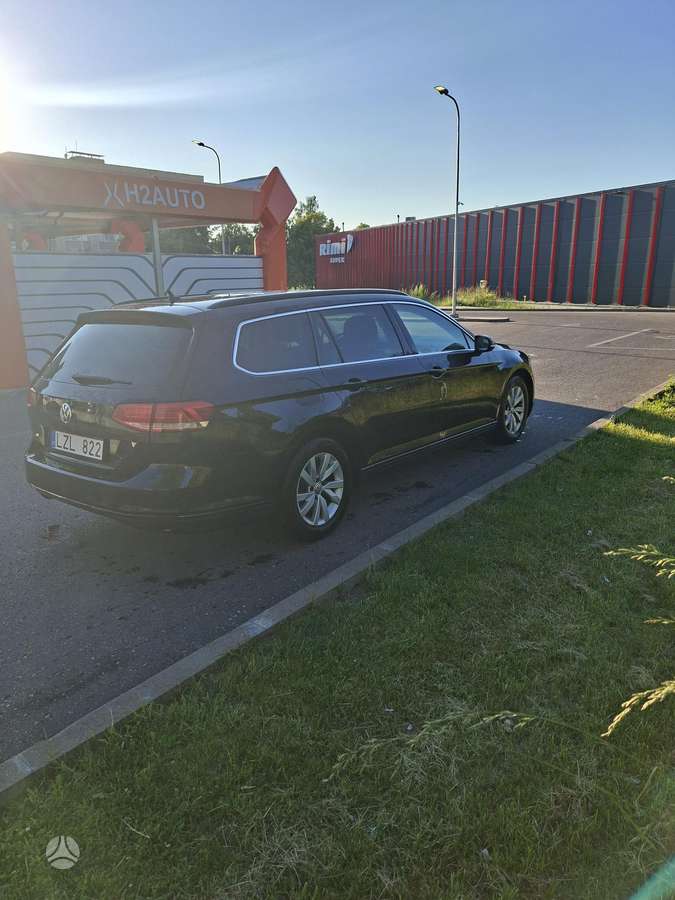 Volkswagen Passat - 6