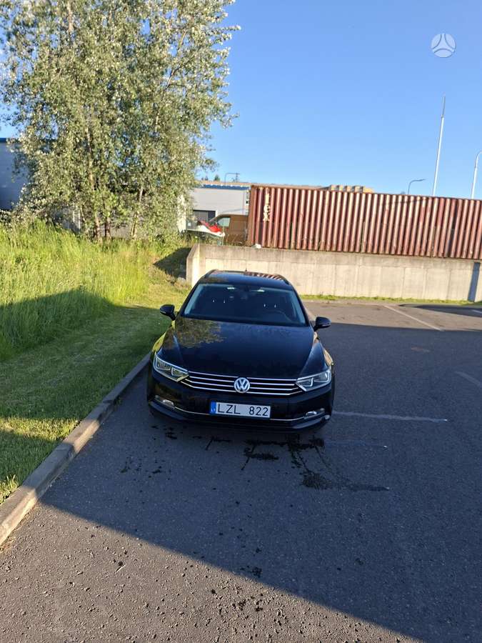 Volkswagen Passat - 7