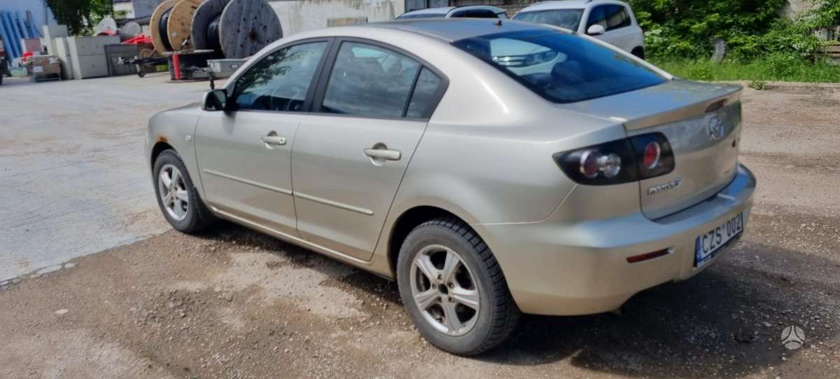 Mazda 3, 1.6 l., Седан