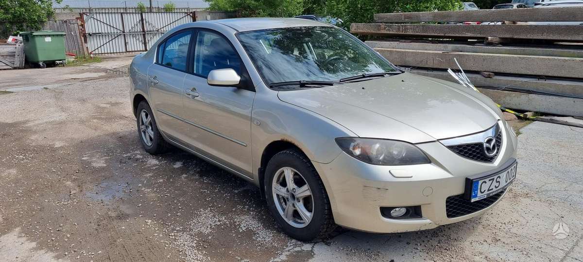 Mazda 3, 1.6 l., Седан