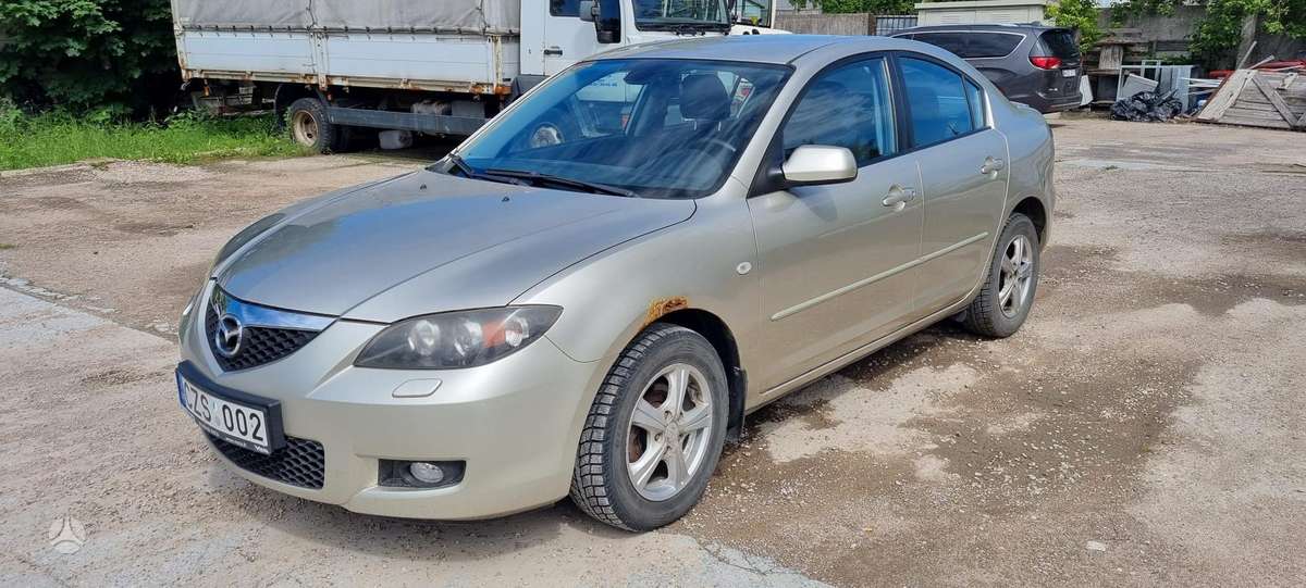 Mazda 3, 1.6 l., Седан