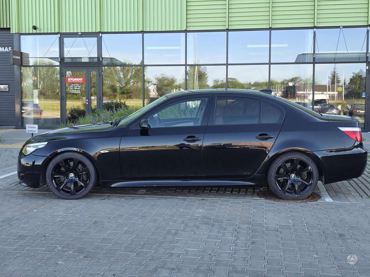 BMW 535, 3.0 l., Седан