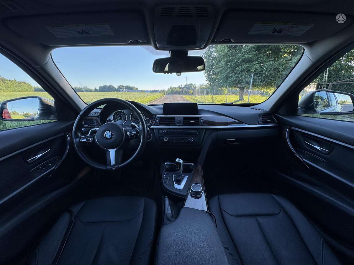 BMW 320, 2.0 l., Седан