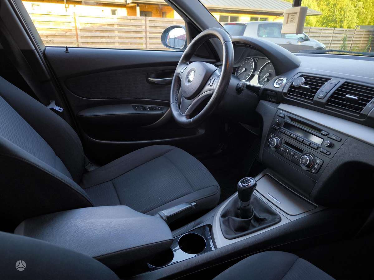 BMW 116, 1.6 l., hatchback