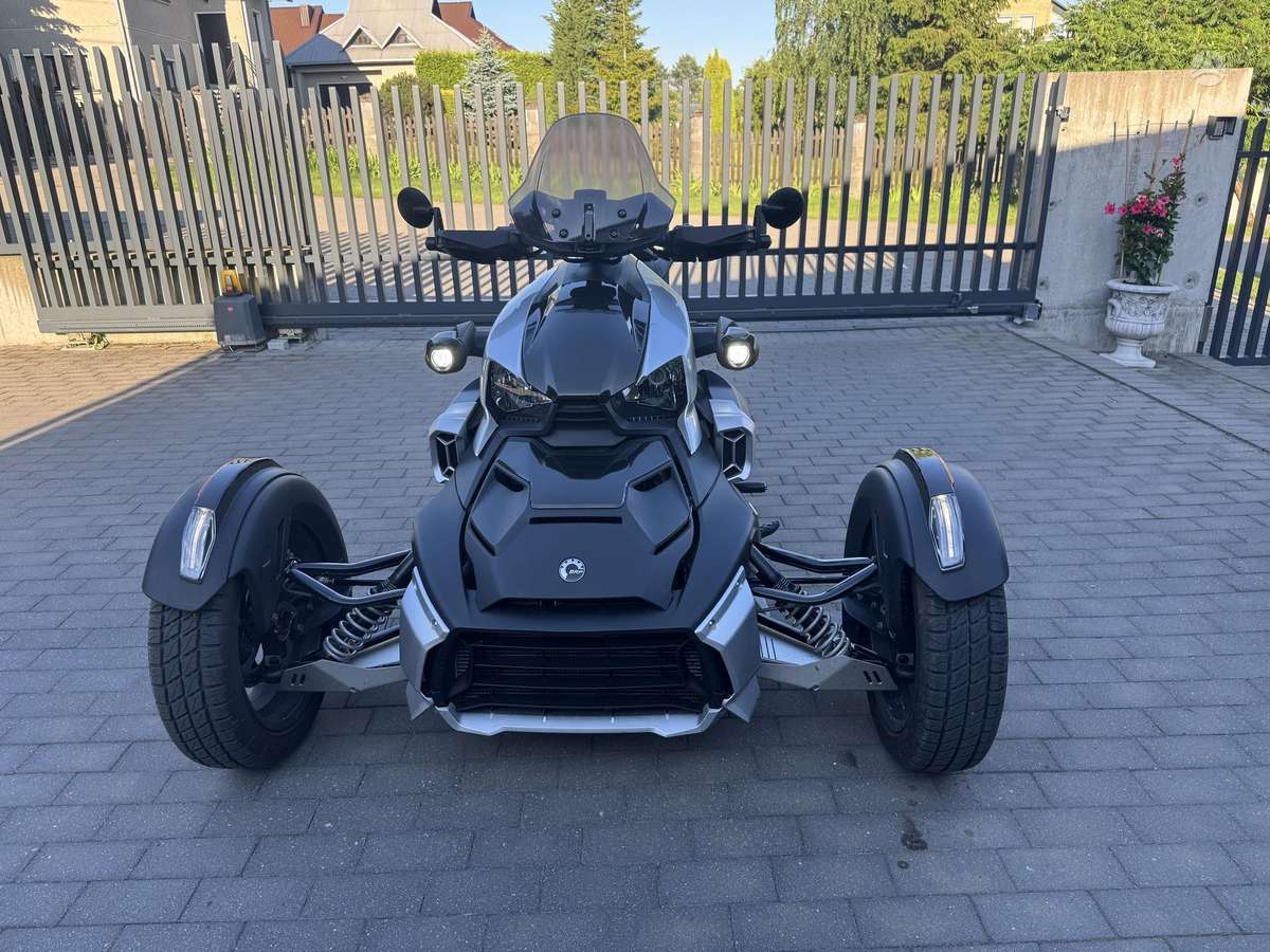 Can-Am Ryker 900cc, triračiai