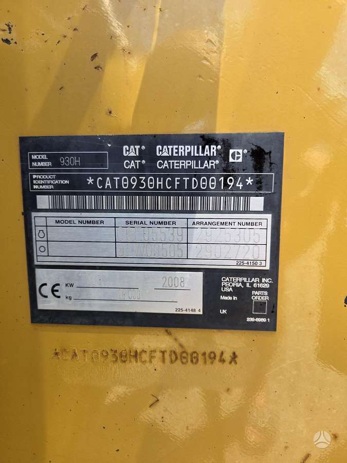 Caterpillar 930H, фронтальные погрузчики